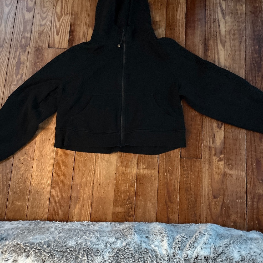 Lululemon scuba cropped